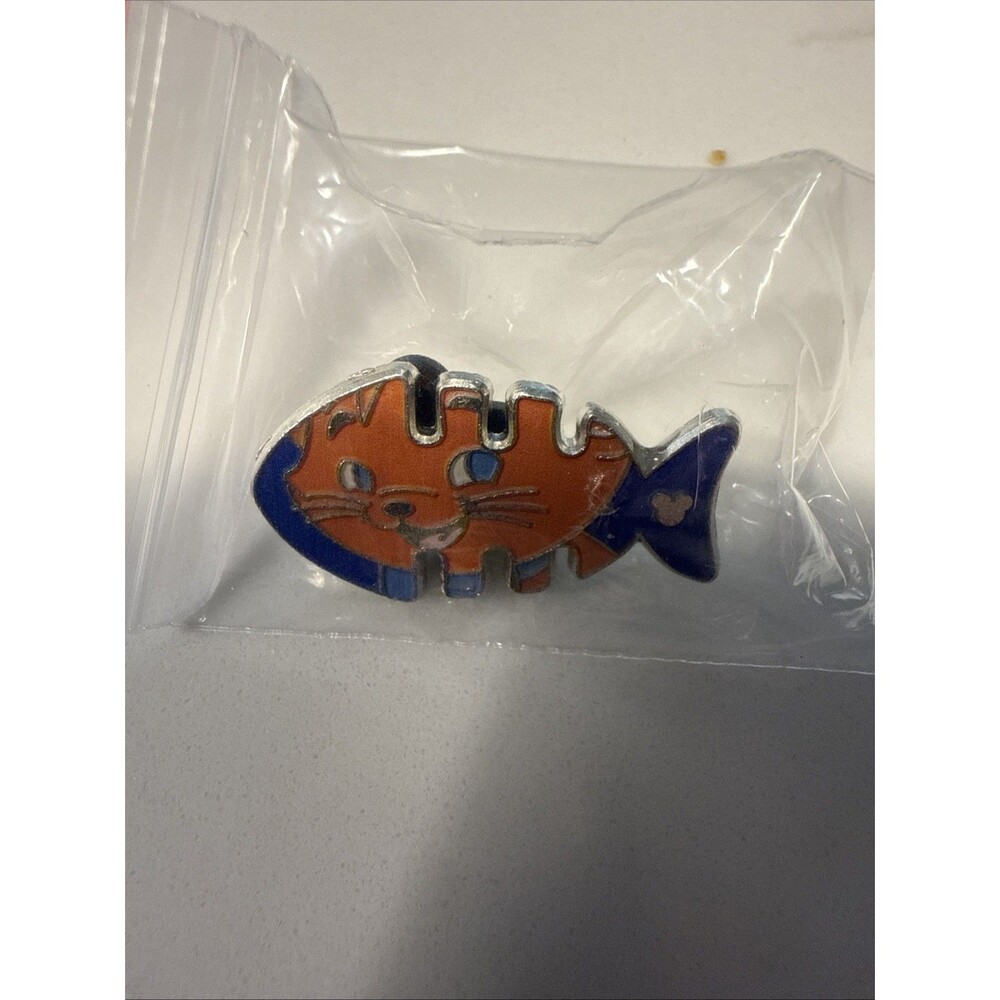 Disney Trading Pin, Cat fishbones, Toulouse, Aristocats, Hidden Mickey, 2018